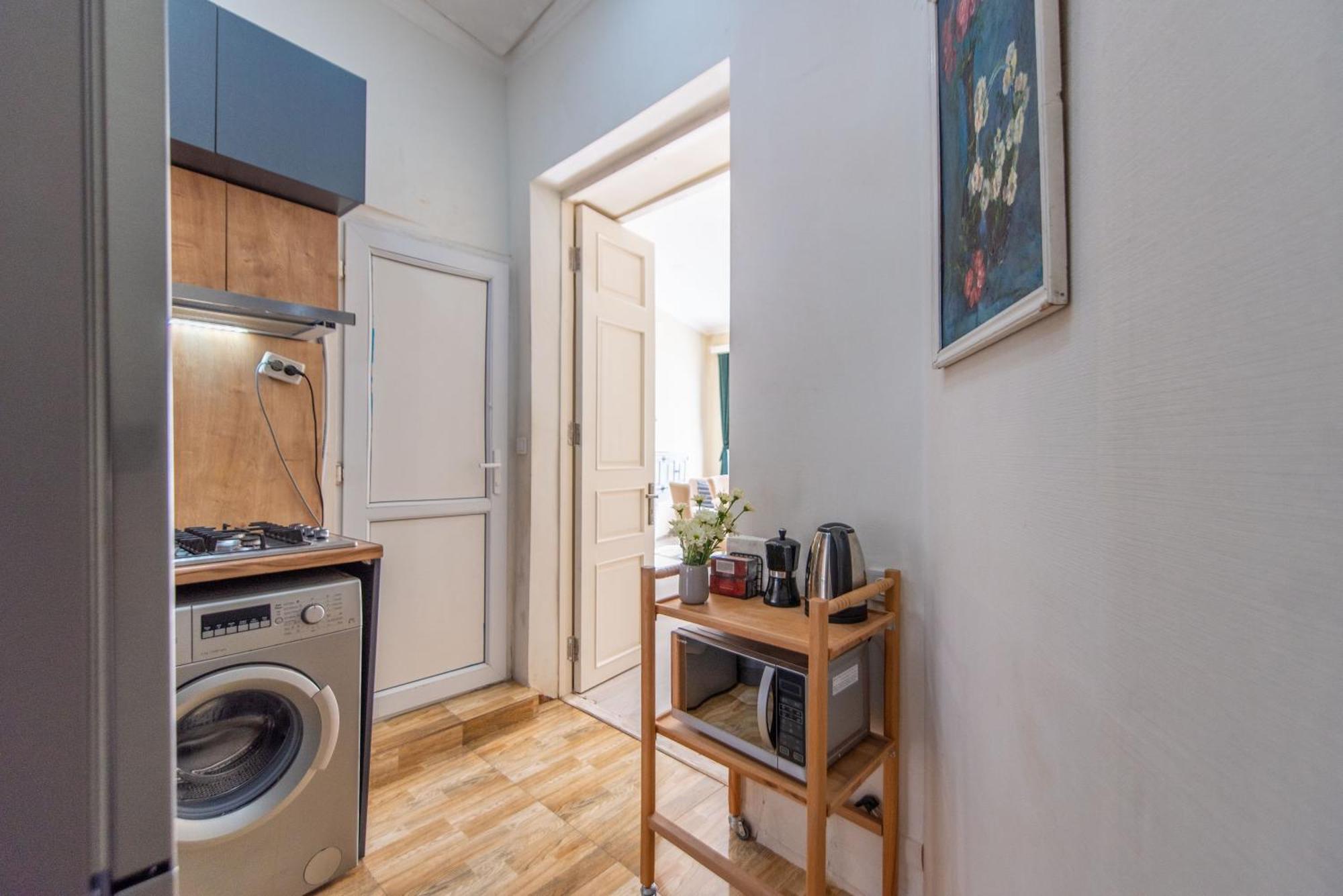 Old Town-Booking Apartment Tbilisi Ngoại thất bức ảnh
